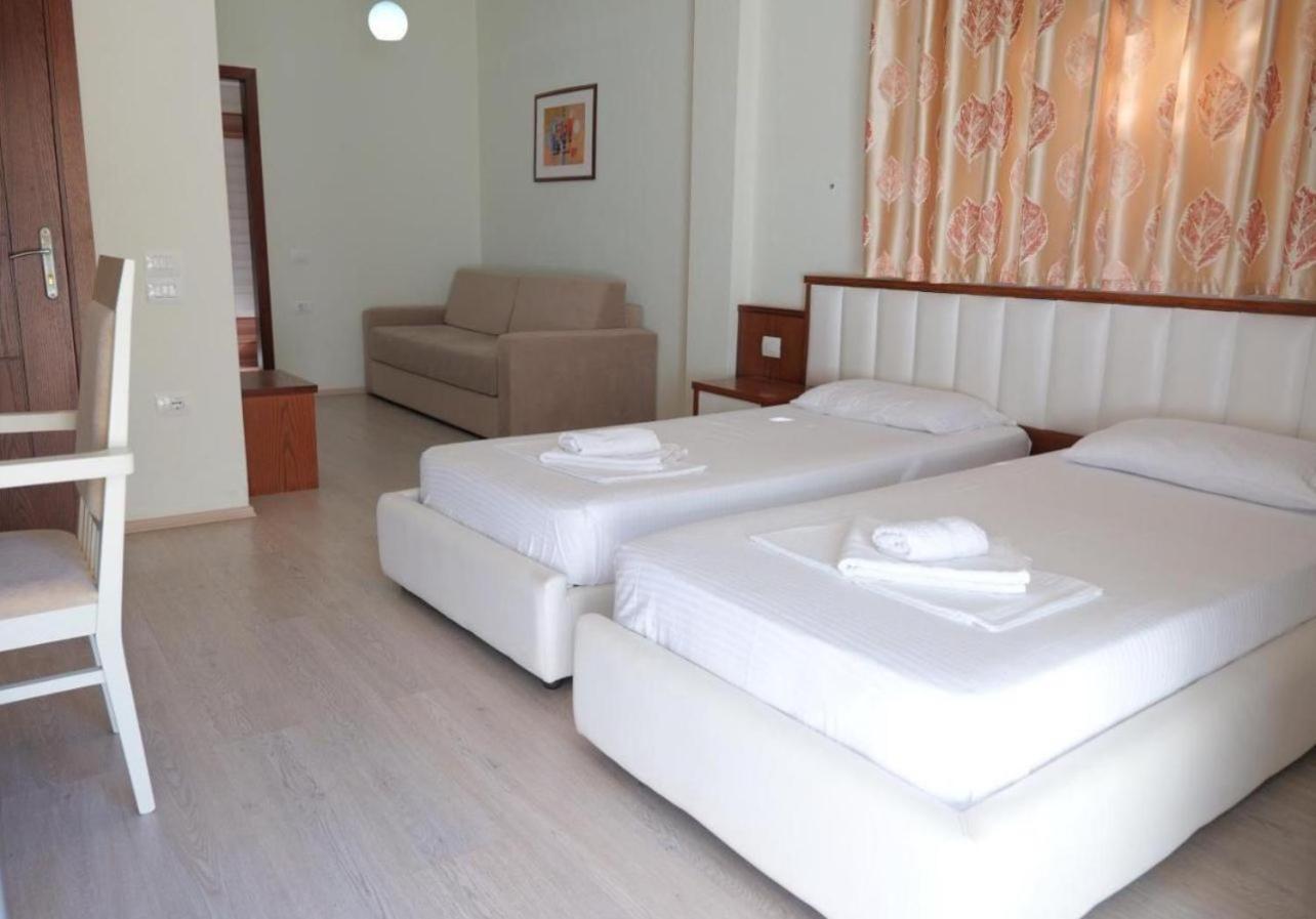Prive City Hotel Sarandë 외부 사진