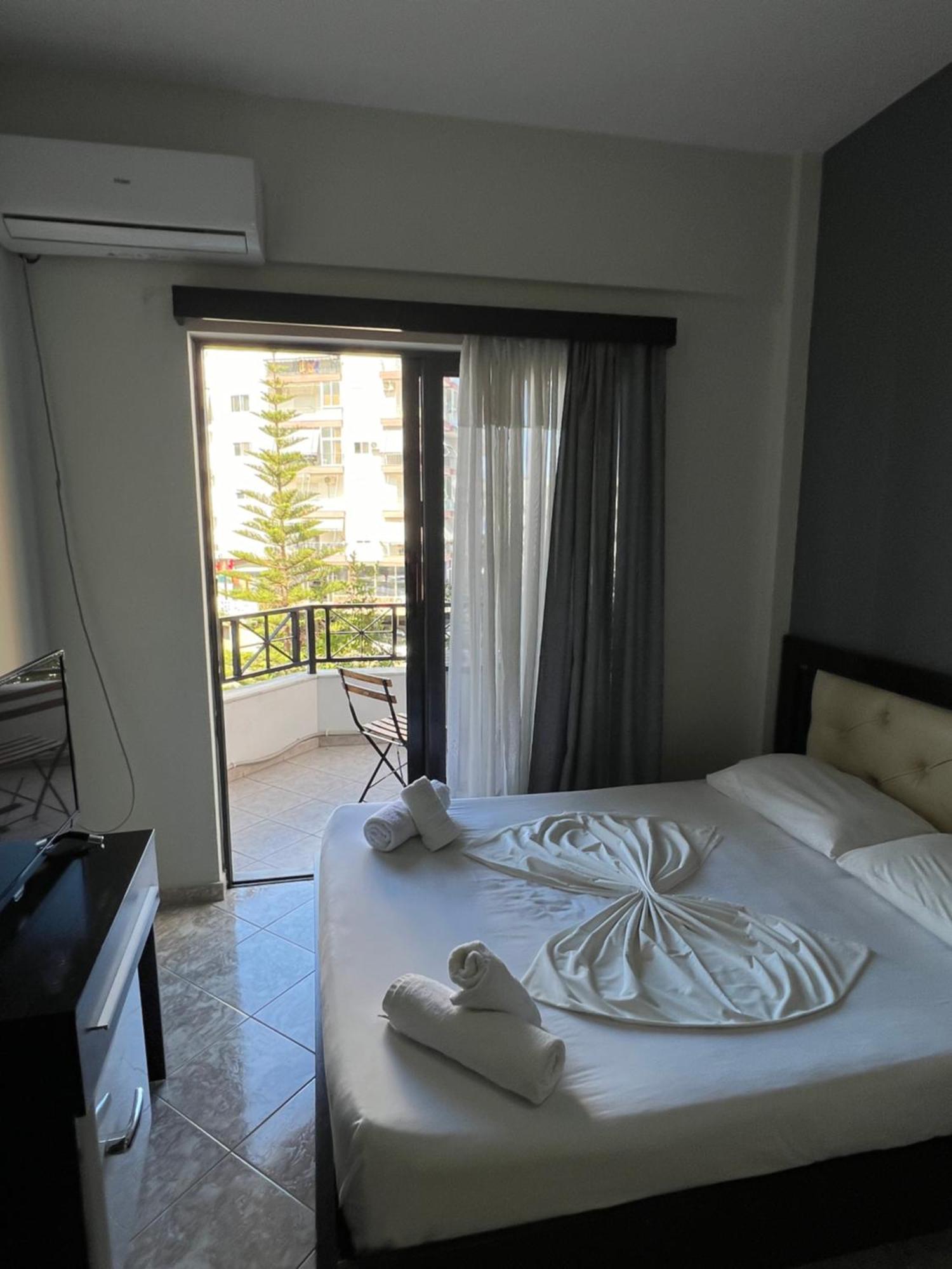 Prive City Hotel Sarandë 외부 사진
