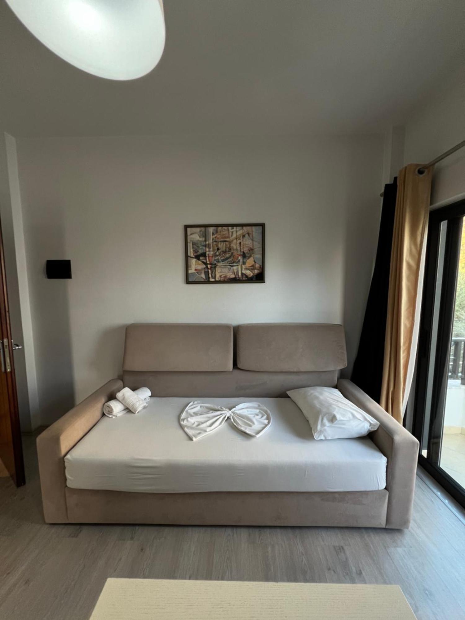 Prive City Hotel Sarandë 외부 사진